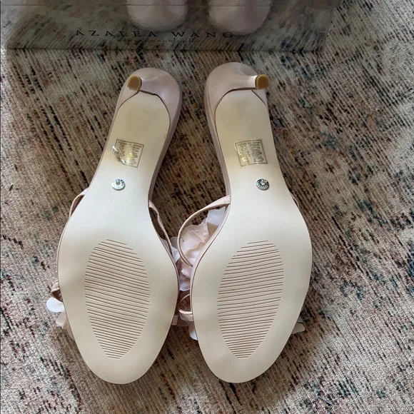 Azalea Wang Peach Blossom Heels - Picture 4 of 6